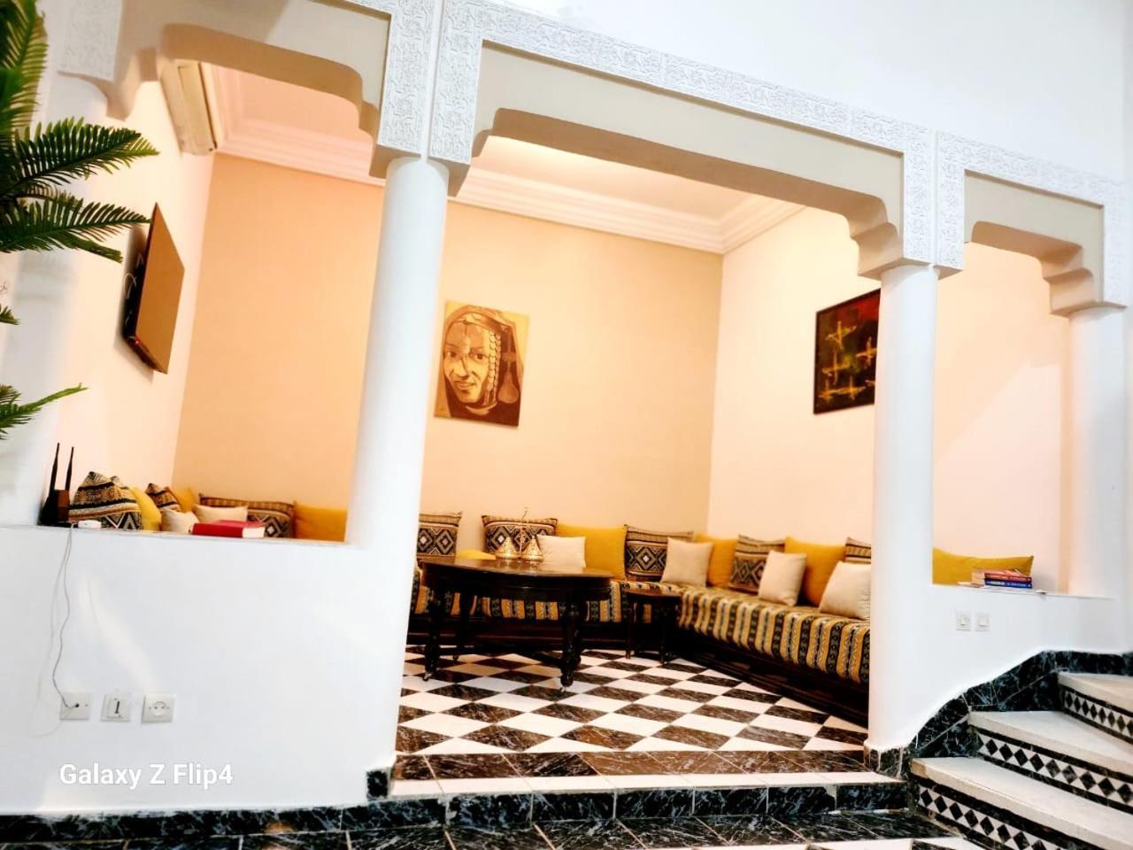 Riad Izza Marrakesh Luaran gambar